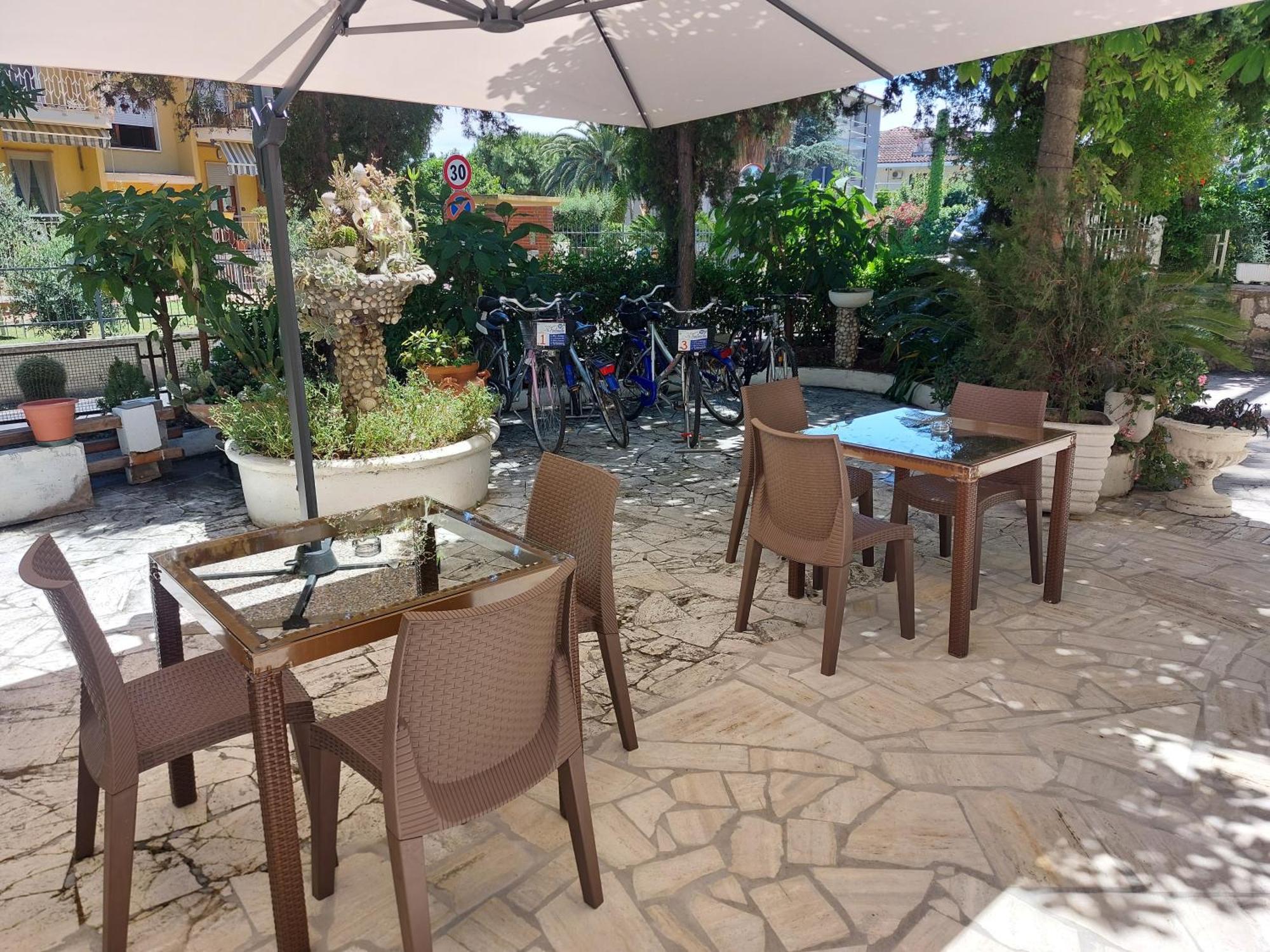 סן בנדטו דל טרנטו B&B La Fontanella מראה חיצוני תמונה