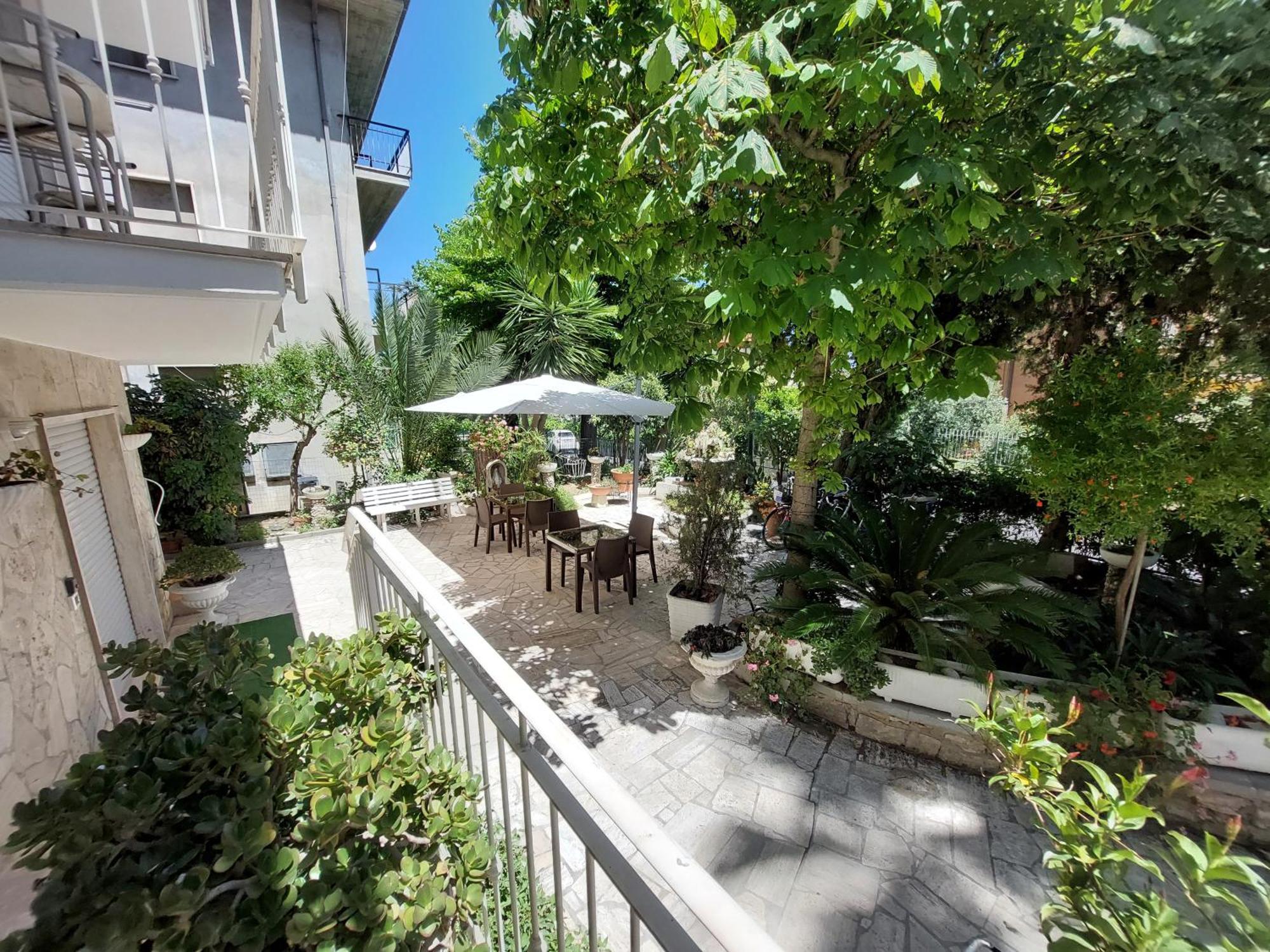 סן בנדטו דל טרנטו B&B La Fontanella מראה חיצוני תמונה